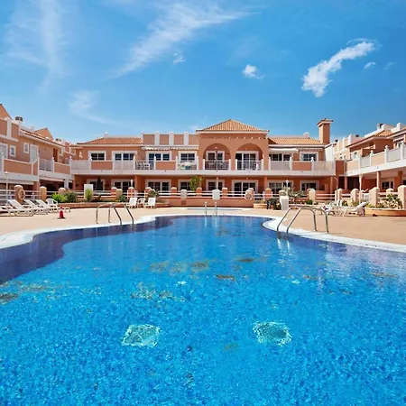 Beautiful 3 Bed Apartment *