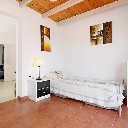 Апартаменты Beautiful 3 Bed Калета-де-Фусте